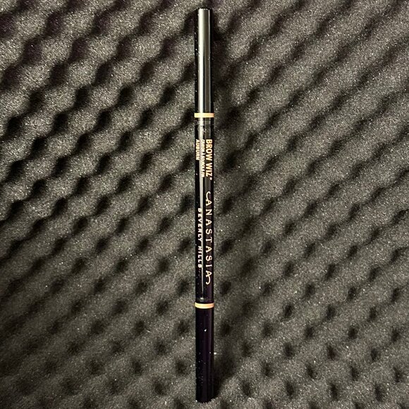 Anastasia Beverly Hills Brow Wiz Precision Eyebrow Pencil - Picture 8 of 8